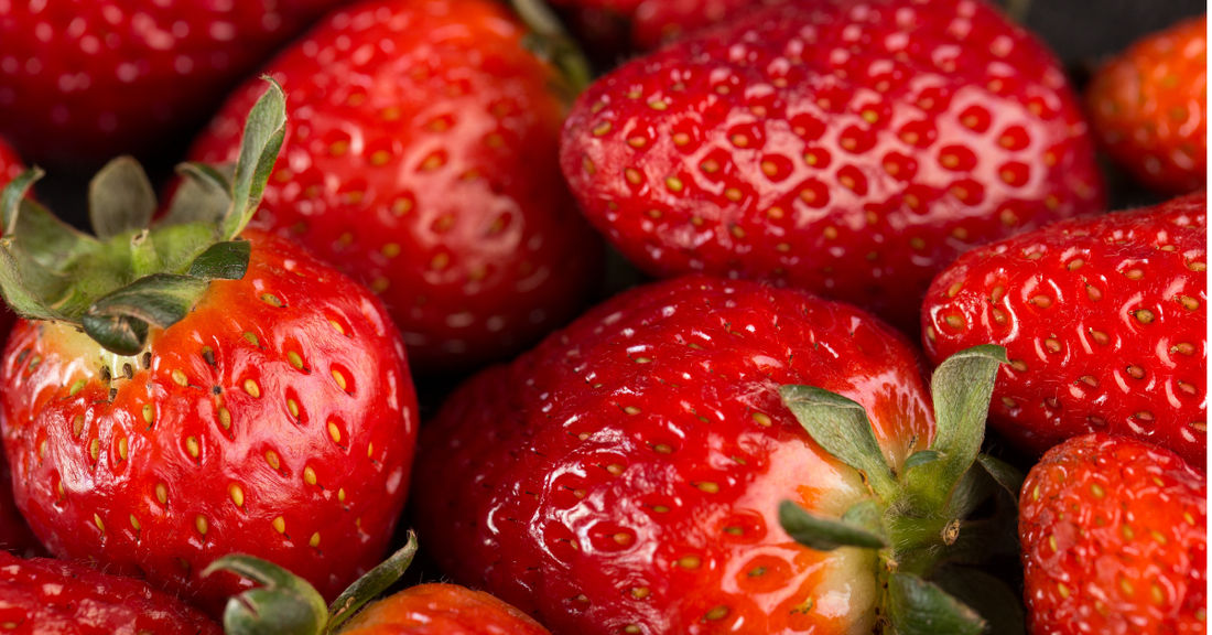 strawberry skin, keratosis pilaris vs strawberry skin, causes of strawberry skin, how to get rid of strawberry skin, BHA for strawberry skin, BATHEIA body wash.